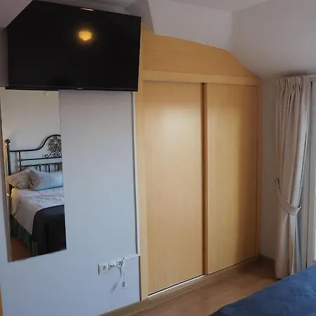 Carvajal, 2-bedroom Sea View Penthouse Apartment Fuengirola