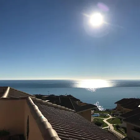 Carvajal, 2-bedroom Sea View Penthouse Fuengirola